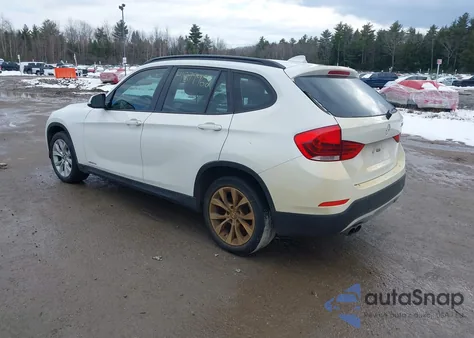 2014 BMW X1 xDrive28I из США, поврежденный, VIN WBAVL1C52EVY19268